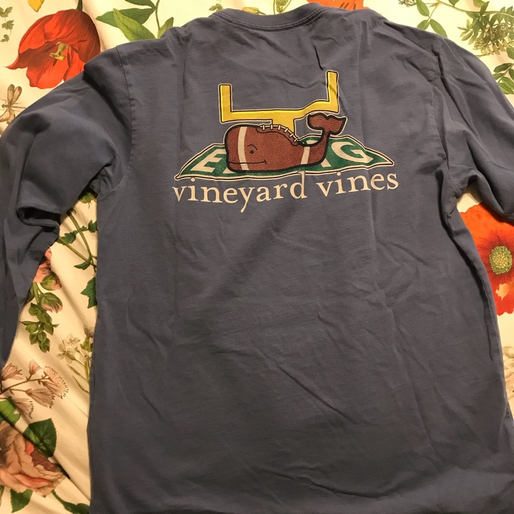 Vineyard Vines Football LS shirt Sz XS (men’s)